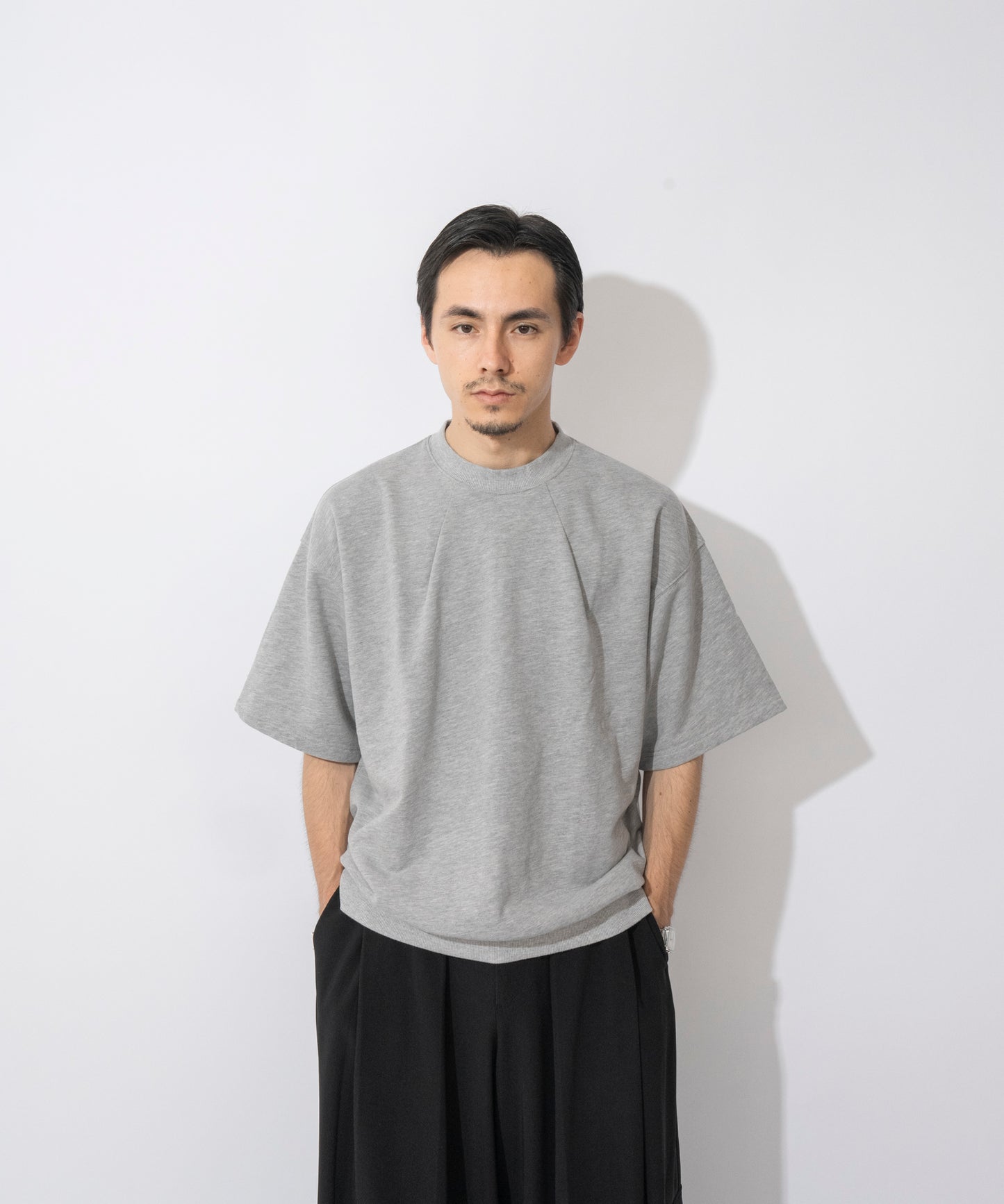 【グレー】TUCK SWAET T-SHIRT / タッククルーネックスウェットTシャツ