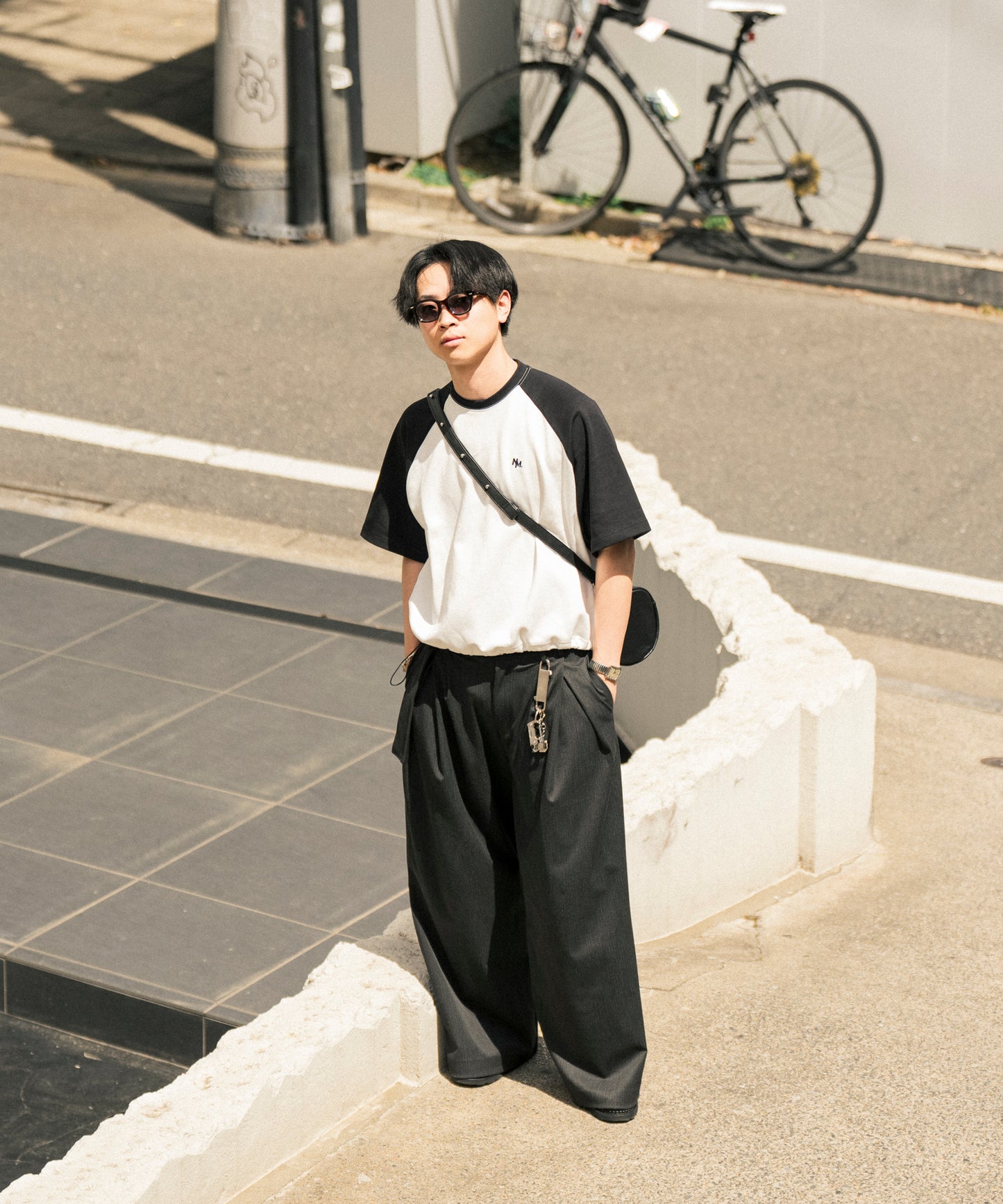 【ホワイト*ブラック】WIDE RAGLAN DRAWSTRING T-SHIRT / ワイドラグランドロストTシャツ