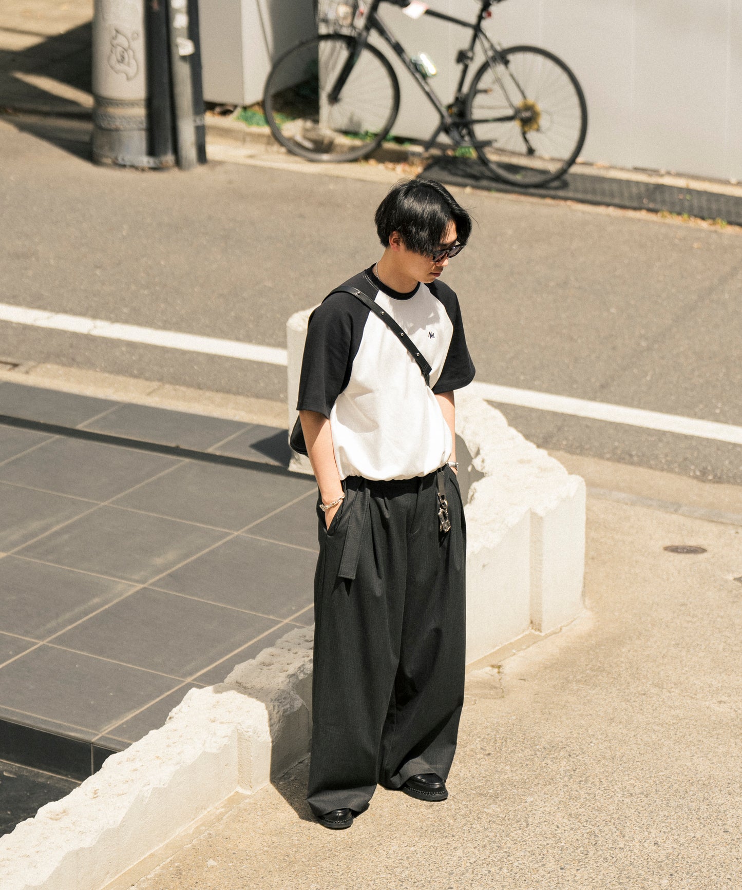 【ホワイト*ブラック】WIDE RAGLAN DRAWSTRING T-SHIRT / ワイドラグランドロストTシャツ