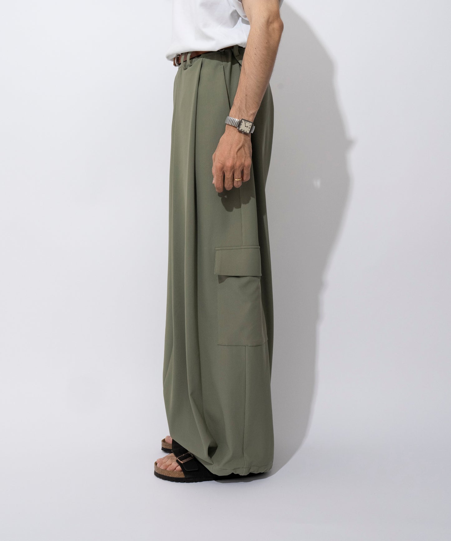 【オリーブ】PIQUE WIDE TUCK CARGO PANTS / ピケワイドタックカーゴパンツ