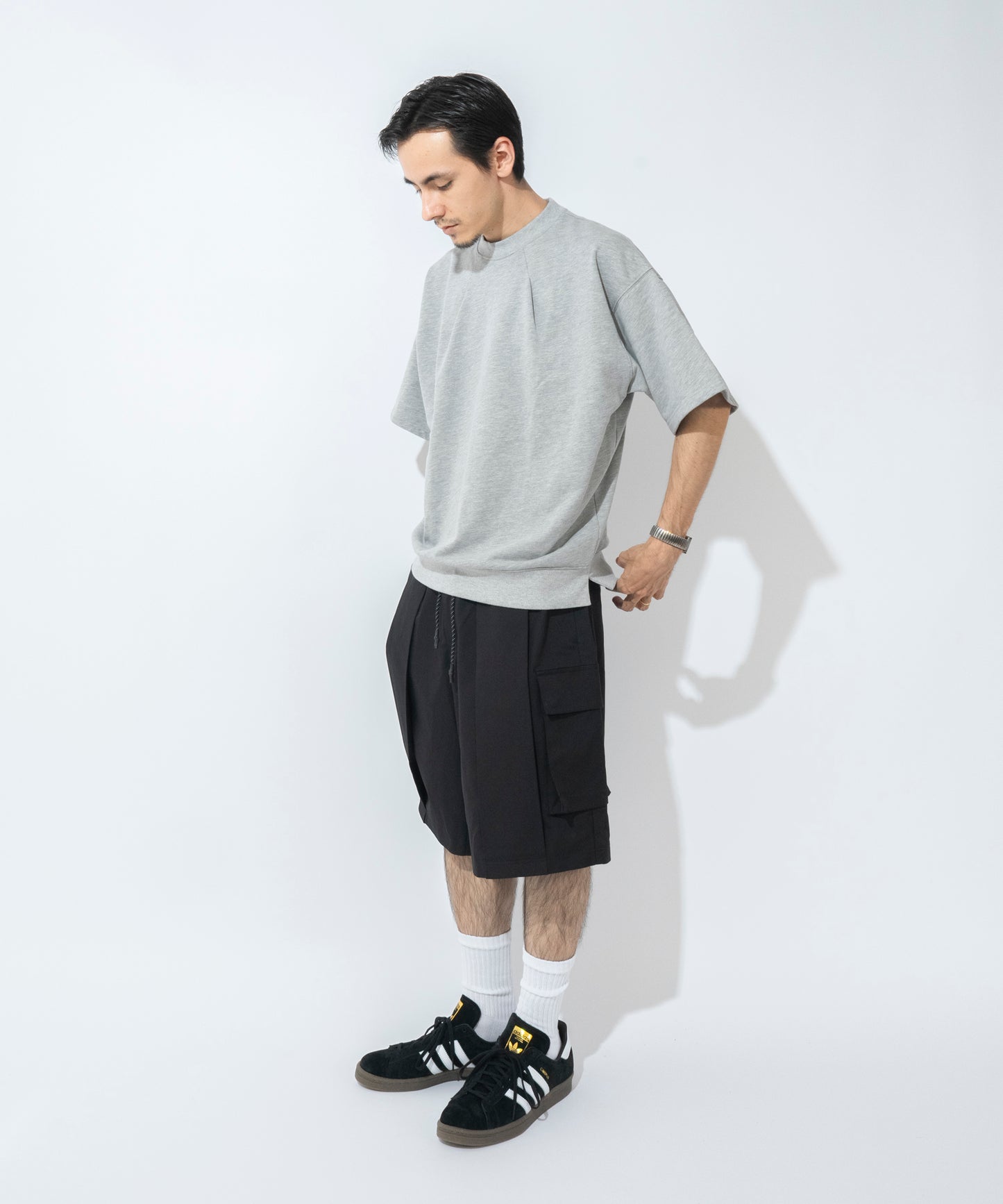 【ブラック】TUCK CARGO SHORTS / タックカーゴショーツ