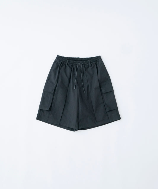 [Black] TUCK CARGO SHORTS 