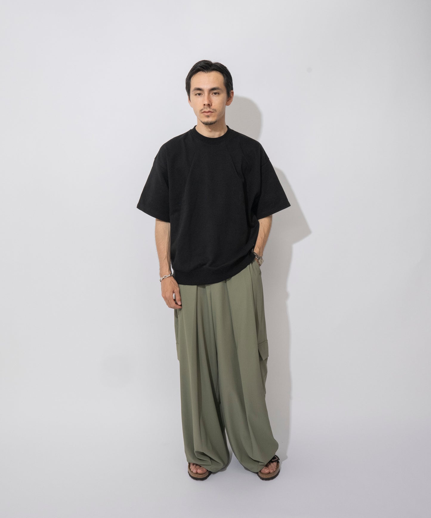 【ブラック】TUCK SWAET T-SHIRT / タッククルーネックスウェットTシャツ