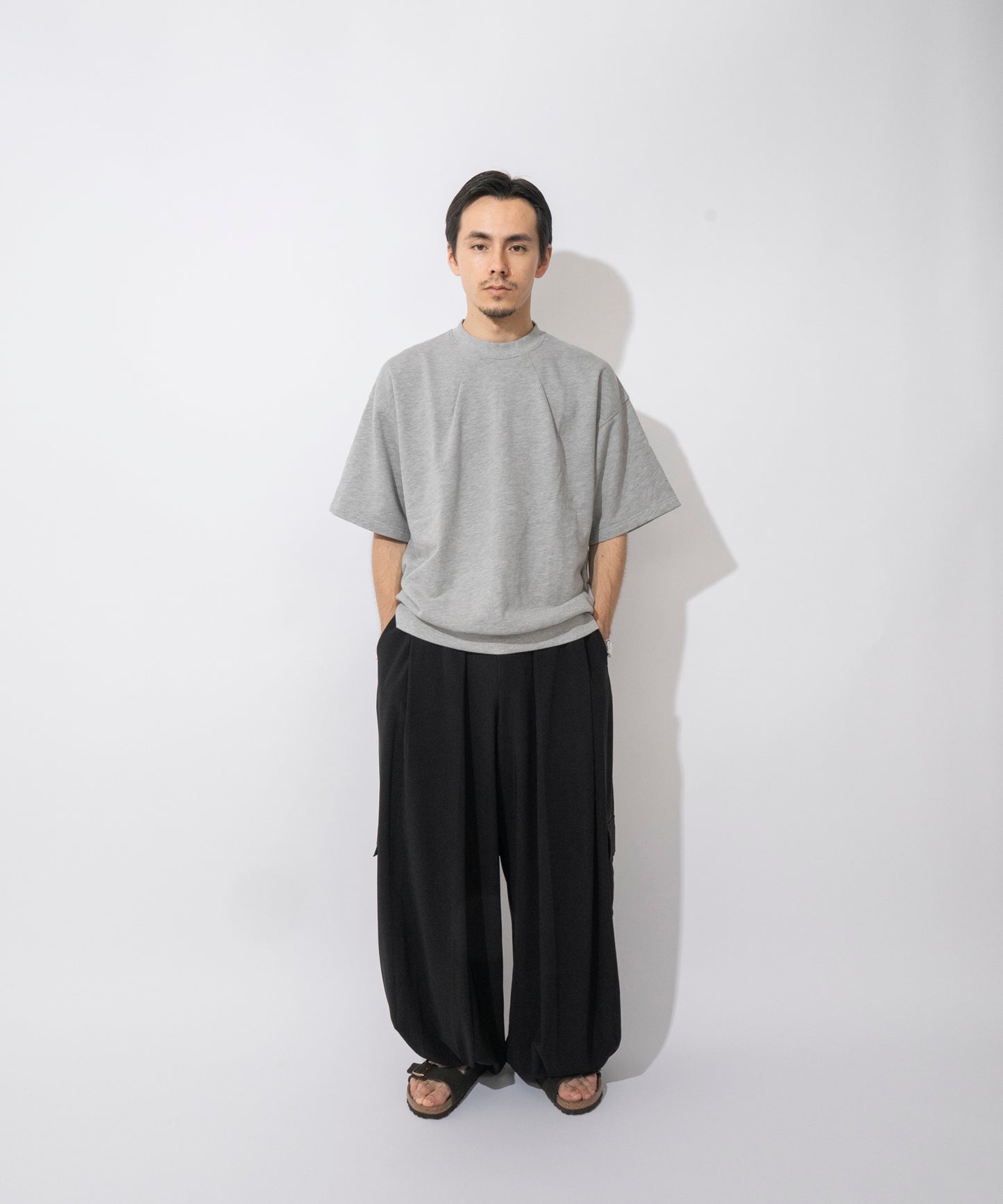 【グレー】TUCK SWAET T-SHIRT / タッククルーネックスウェットTシャツ