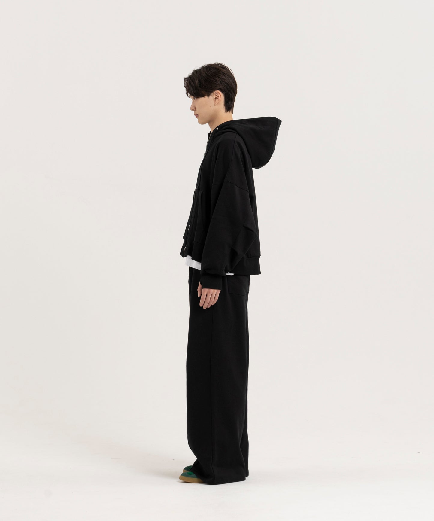 【ブラック】PIN TUCK SWEAT WIDE PANTS/ピンタックスウェットワイドパンツ