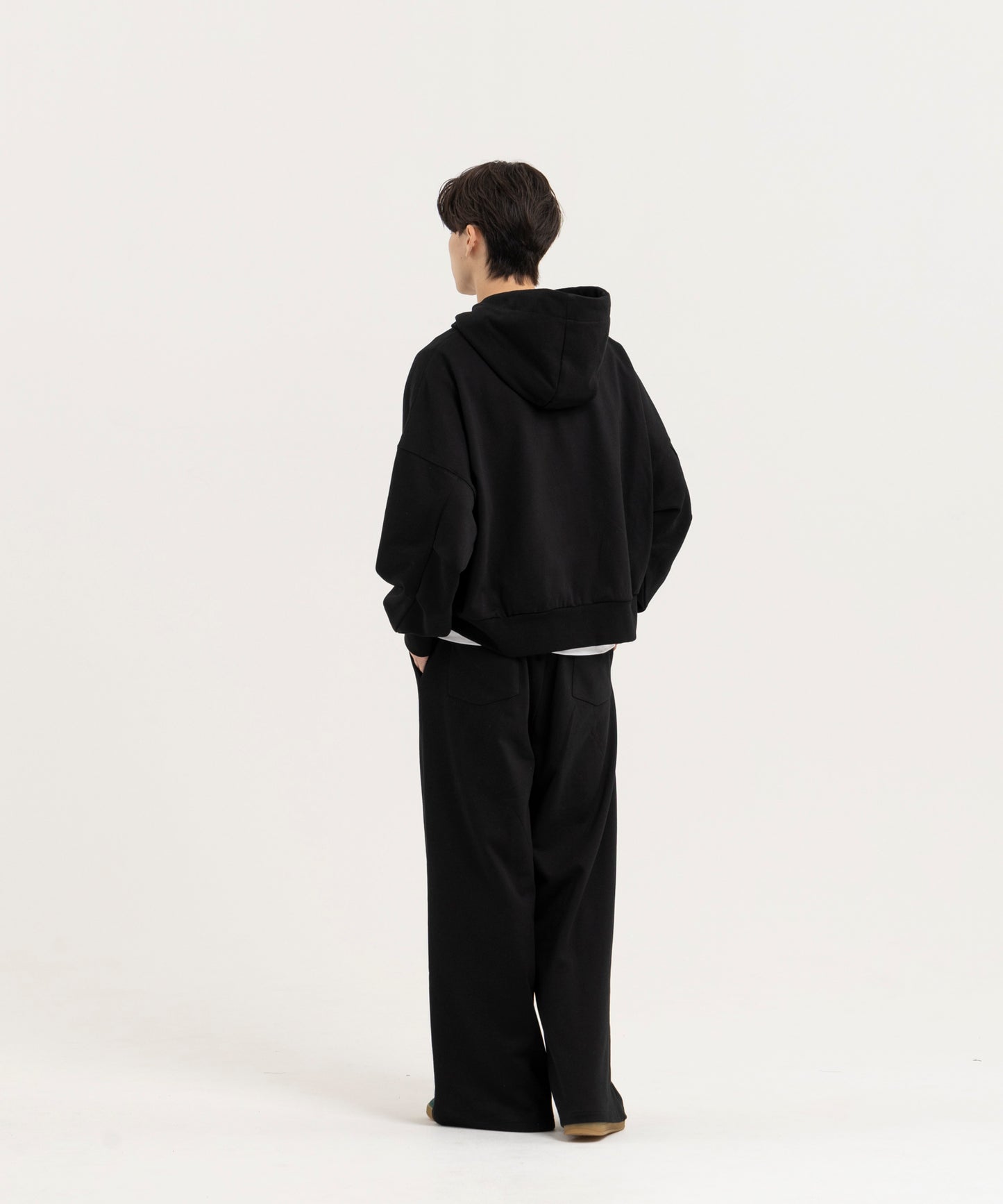 【ブラック】PIN TUCK SWEAT WIDE PANTS/ピンタックスウェットワイドパンツ