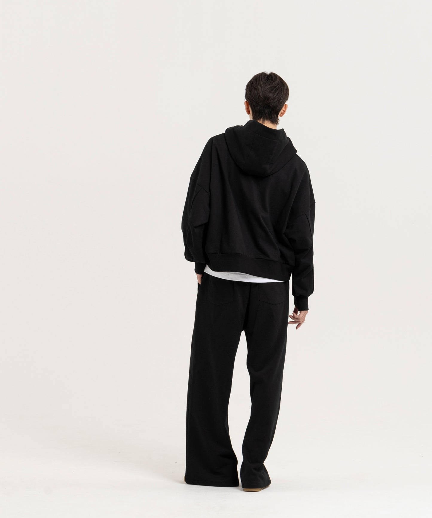 【ブラック】PIN TUCK SWEAT WIDE PANTS/ピンタックスウェットワイドパンツ