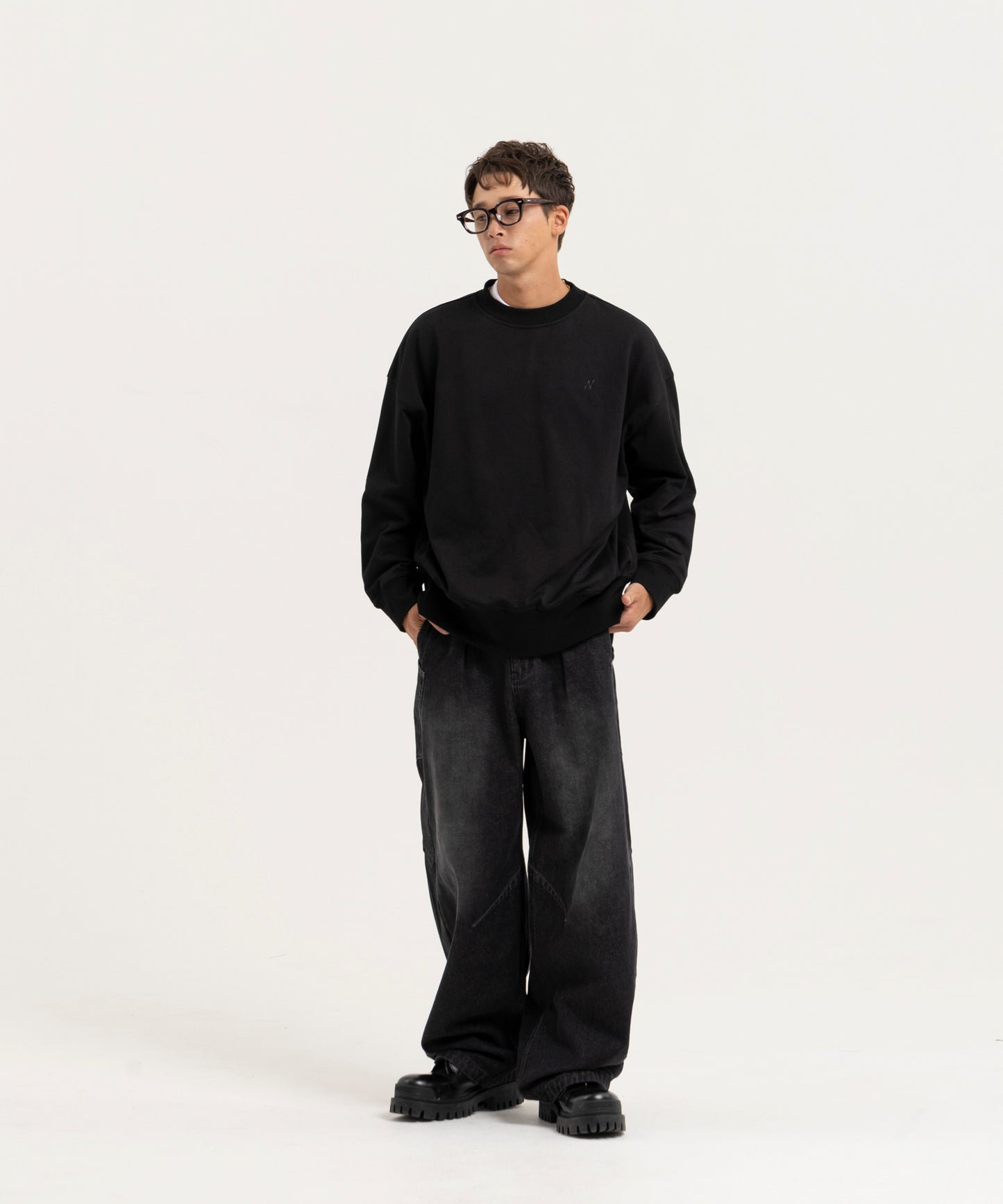 【ブラック】OVER SIZE SWEAT PULLOVER/オーバーサイズスウェットプルオーバー