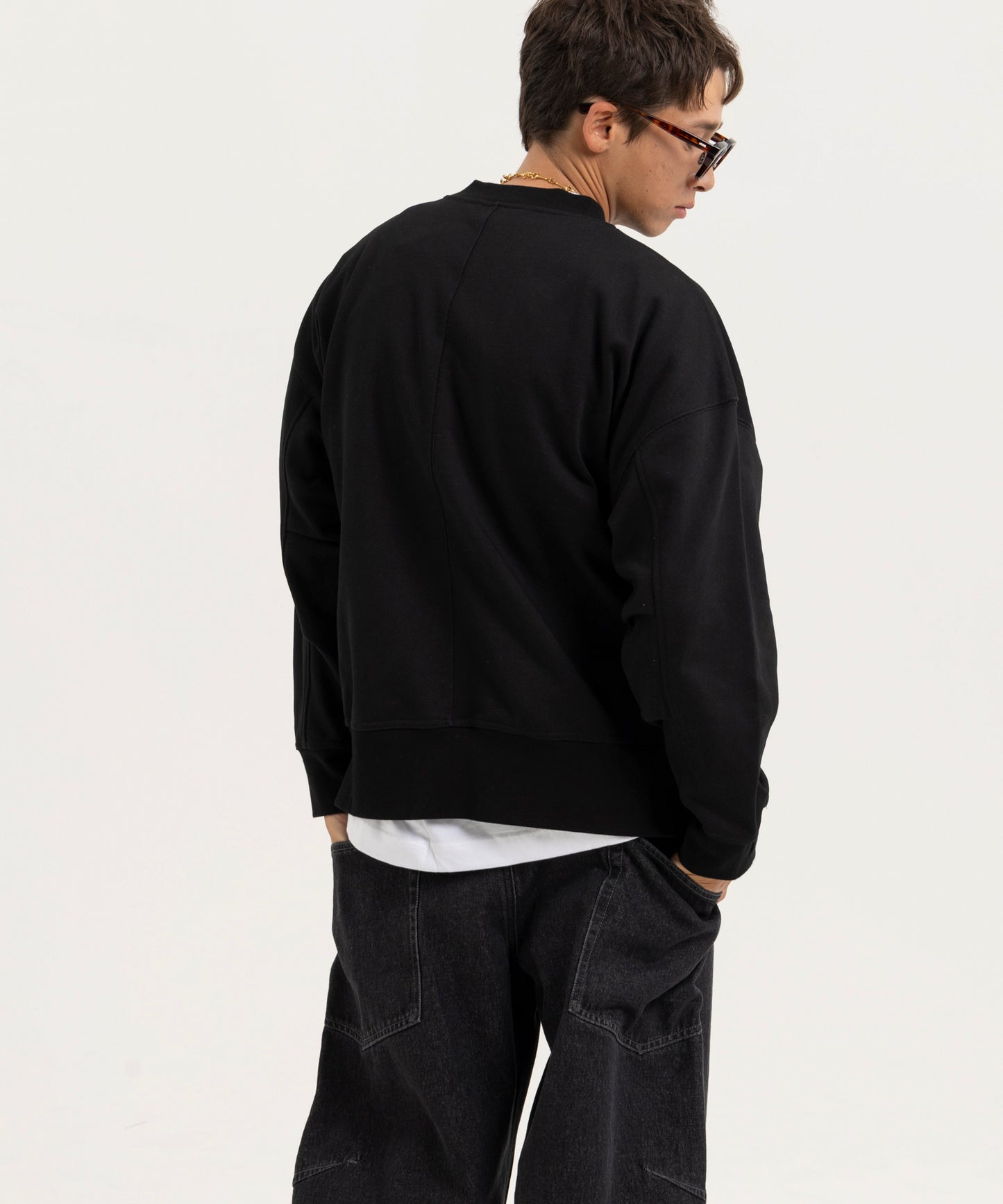 【ブラック】OVER SIZE SWEAT PULLOVER/オーバーサイズスウェットプルオーバー