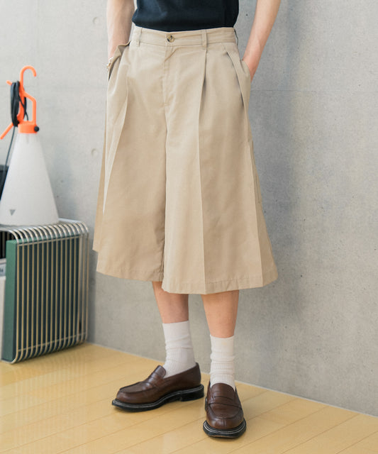 【ベージュ】タックワイドショーツ