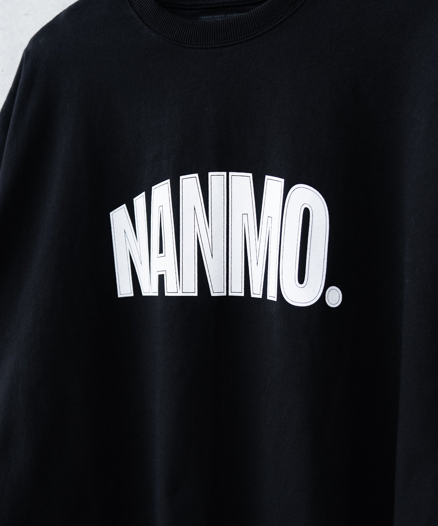 【ブラック】NANMOグラフィックロゴTシャツ