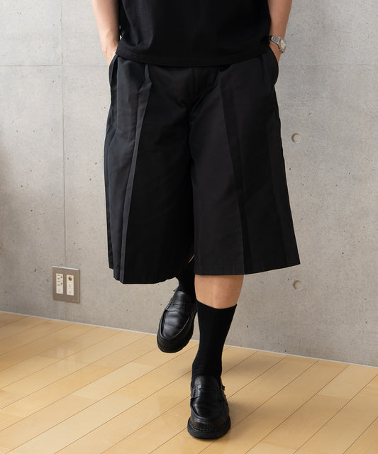【ブラック】タックワイドショーツ