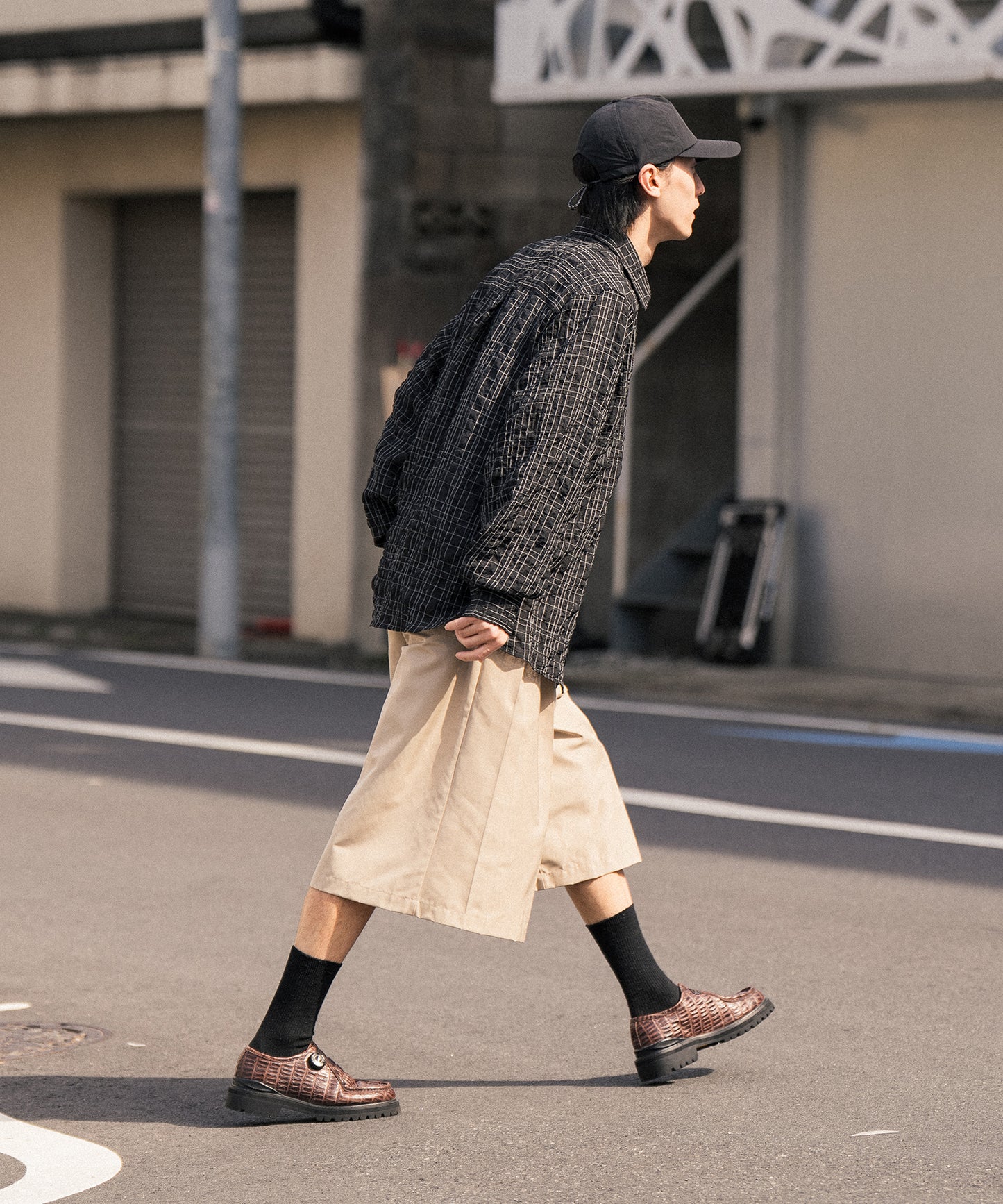 【ブラック】シアーロングスリーブシャツ